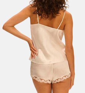 شورت بقصة مريحة ساتان