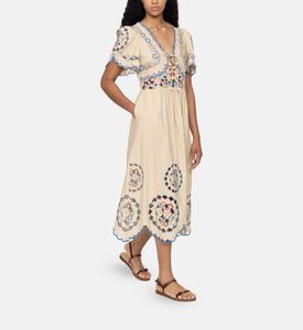 فستان ميليندا متوسط الطول بتطريزات أزهار