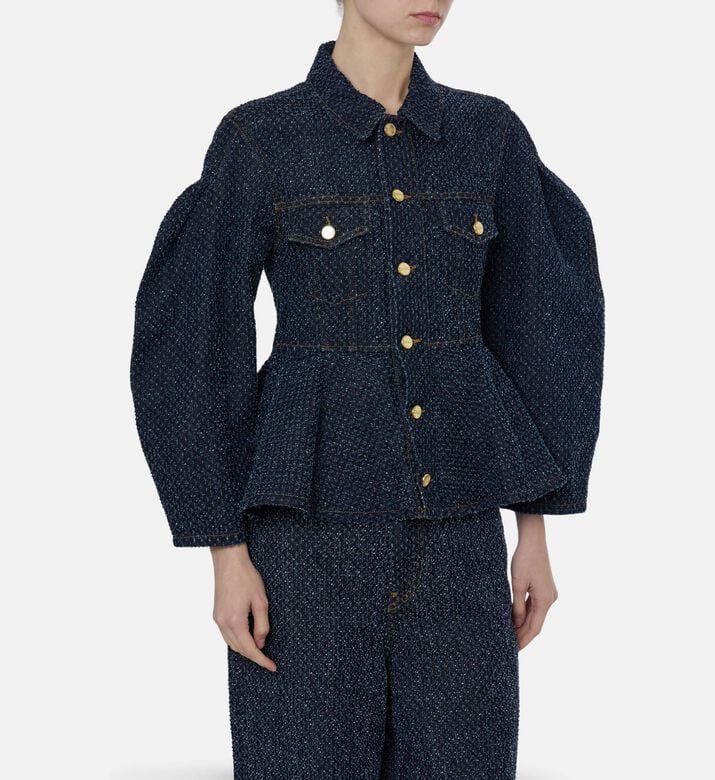 Ganni Jack, Model View