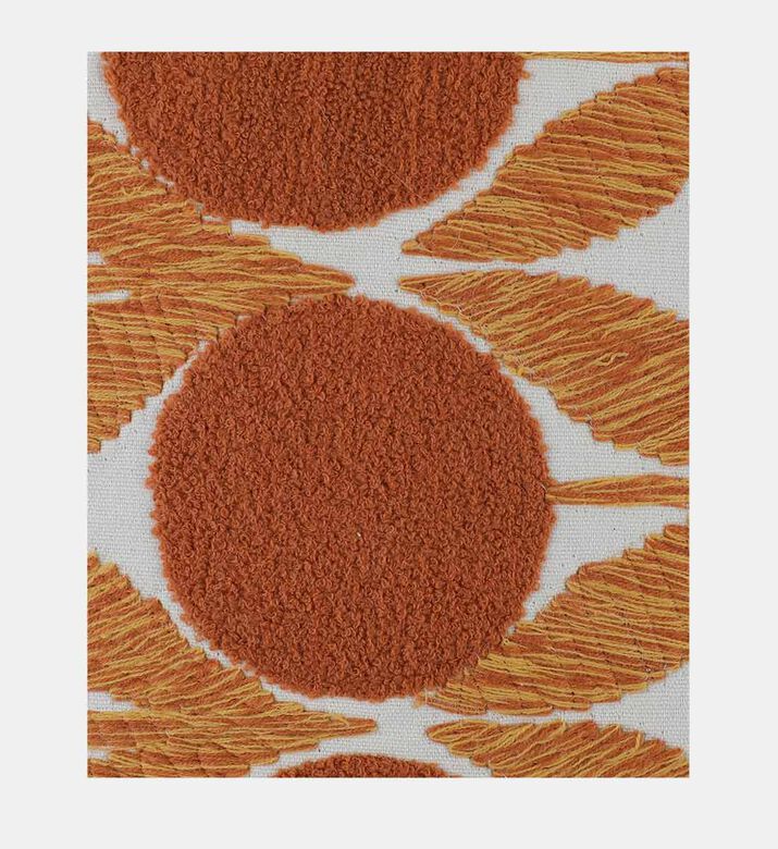 وسادة جاكي آري المطرزة