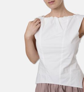 Dawei Round Neck Sleeveless Top, Model View