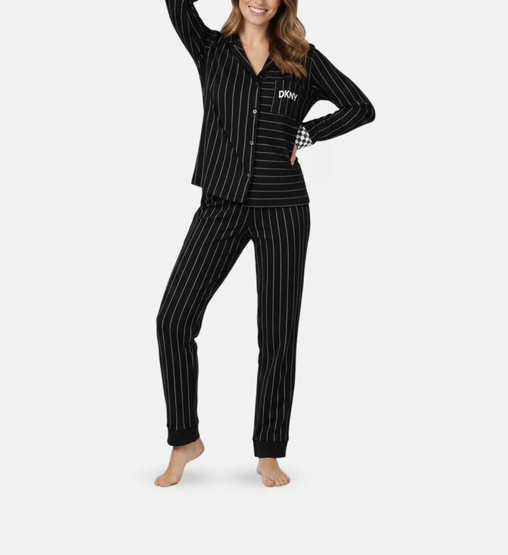 DKNY Set Pj, Model View