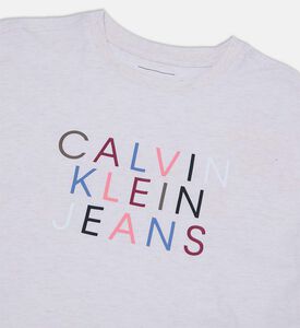 تيشيرت بأكمام قصيرة بشعار ملون