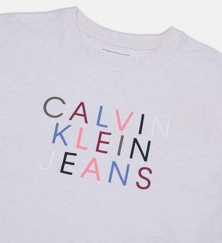 تيشيرت بأكمام قصيرة بشعار ملون