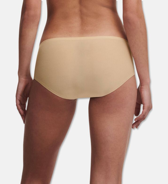 Chantelle Shorty, Beige, Model View