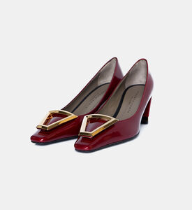 حذاء بمقدمة مربعة من جلد لامع