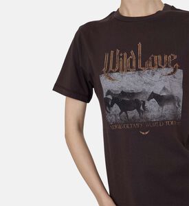 تيشيرت إدوين بياقة دائرية بطباعة غرافيكية