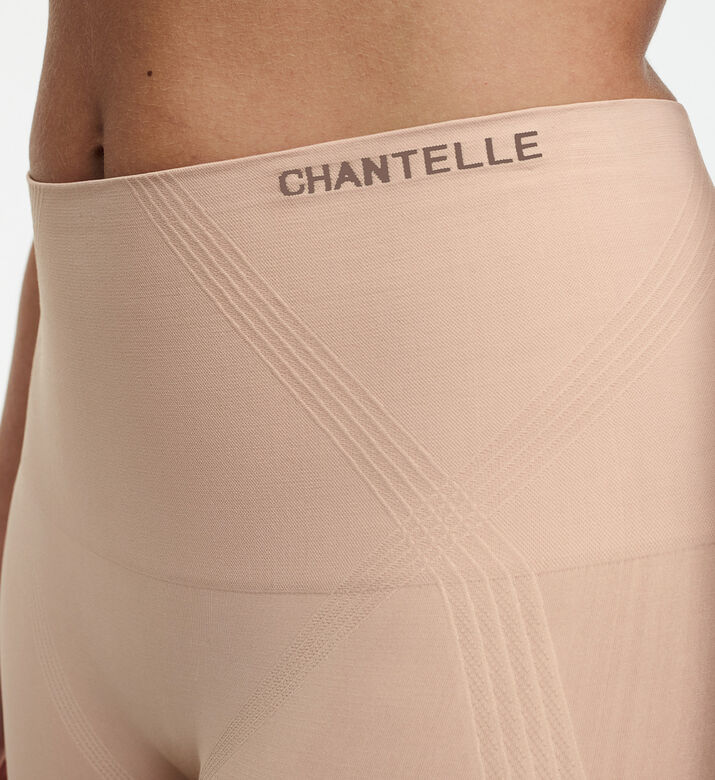 لباس داخلي ناعم مريح محدد للجسم