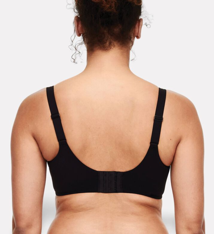 Chantelle Norah Comfort Underwire Bra, Black, 100, E, Model View