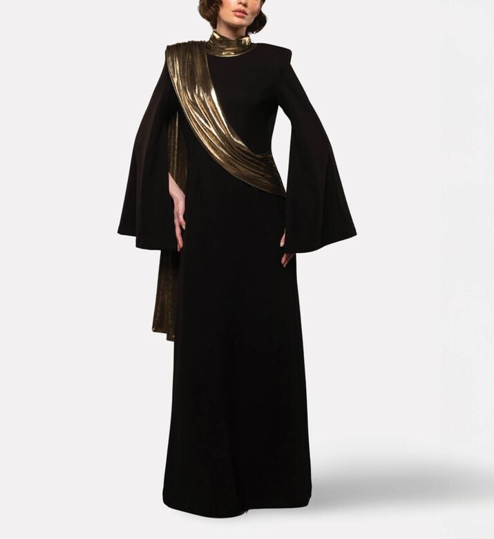 I Am The Company Abaya Leila, Model View