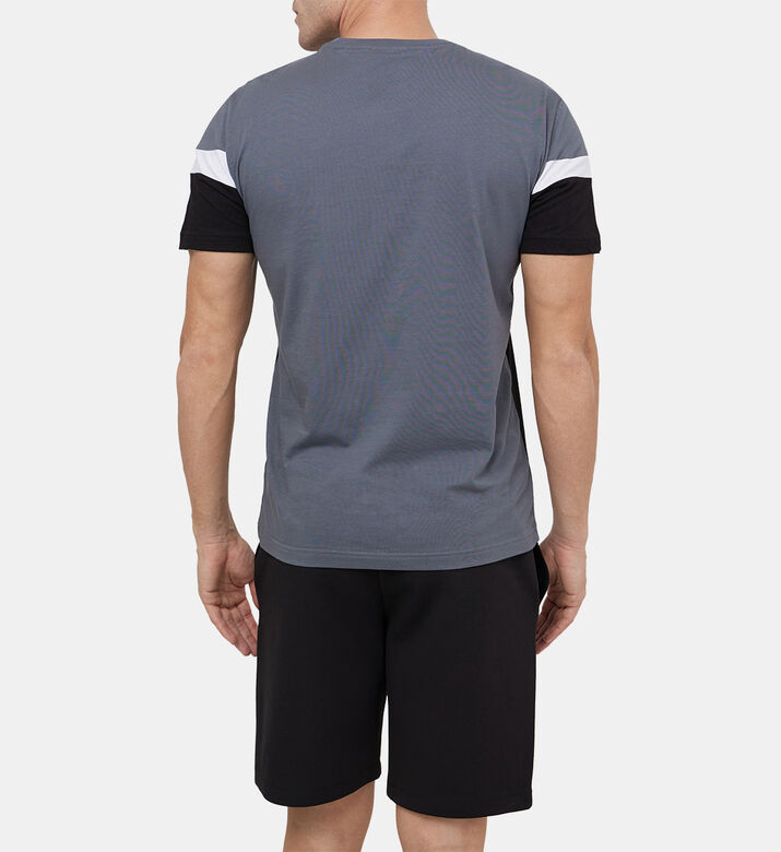 تيشيرت قطن بطبعة لوغو متباين