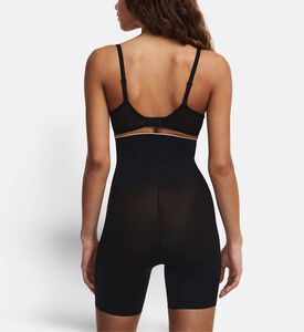 Chantelle High-waisted Shaping Short, Model View