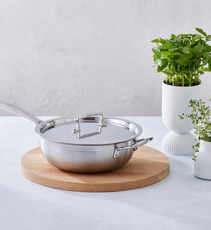 مقلاة الشيف المصنوعة من الفولاذ المقاوم للصدأ