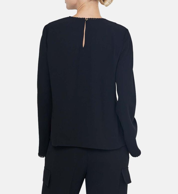 توب كريب تالي ذو مظهر صدفي