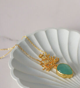 Ottoman Hands Necklace Sophia Aqua Chalc, Packshot View