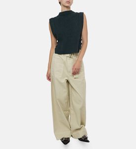 بلوزة ألكي محبوكة بلا أكمام