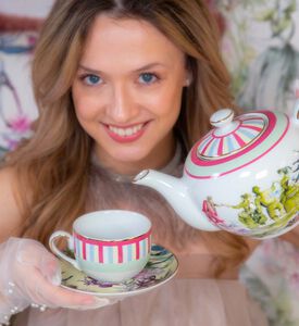 Firenze Motif Porcelain Teapot