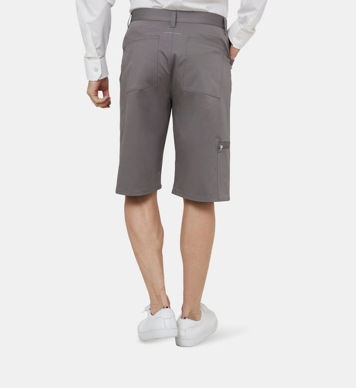 شورت قطن بجيوب جانبية مائلة