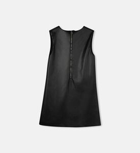 فستان بدون أكمام بياقة دائرية وتفصيل شعار