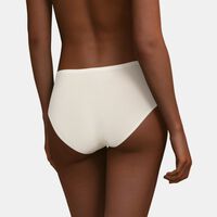 Soft Stretch Seamless Shorty