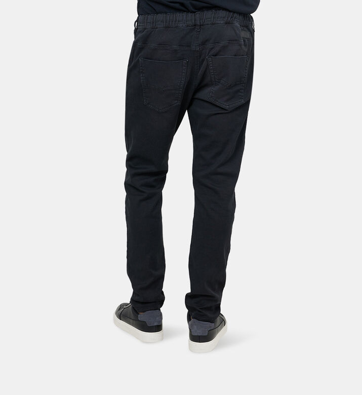 بنطال جينز برباط خصر بقصة تضيق نحو الأسفل