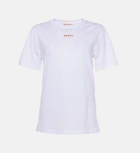 تيشيرت بياقة دائرية وتطريز شعار