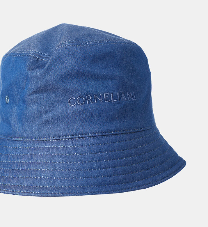 قبعة باكيت مطرزة بلوغو