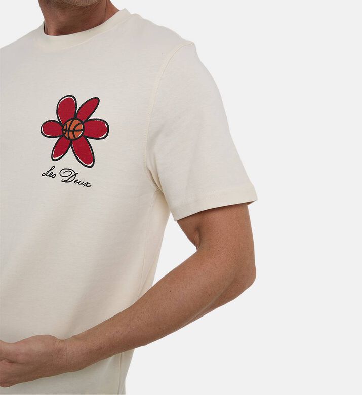 Les Deux Flower Basket Short-sleeve T-shirt, Model View