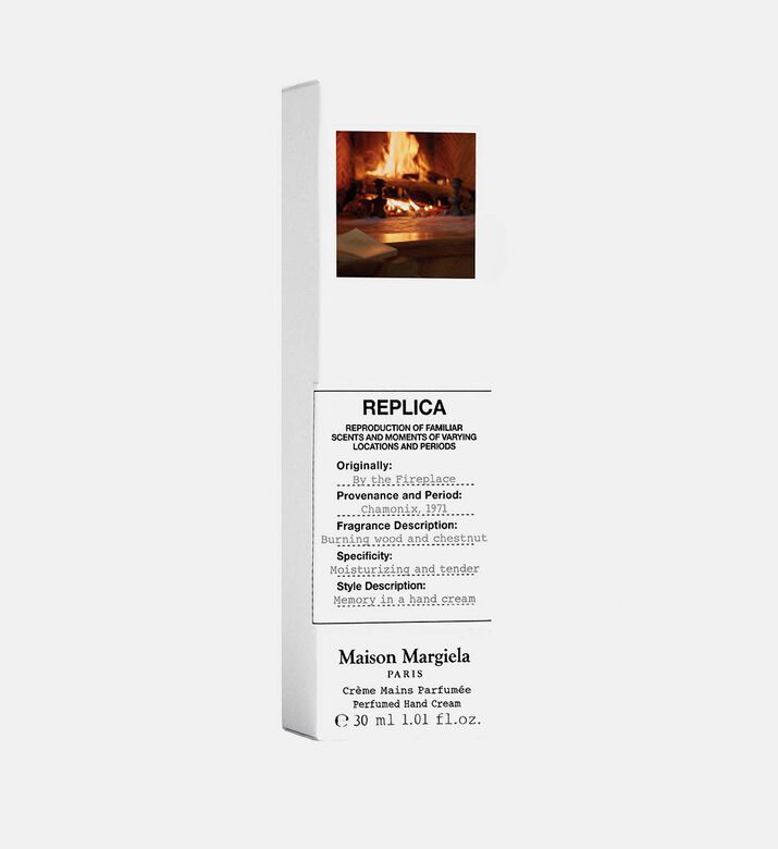 Replica By The Fire Hand Cream