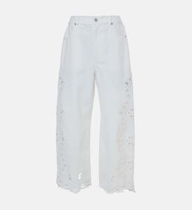 بنطال واسع بزخارف زهرية مطرزة