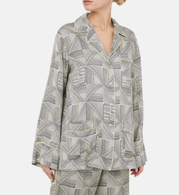 سترة قميص قماش الكتابة على الجدران