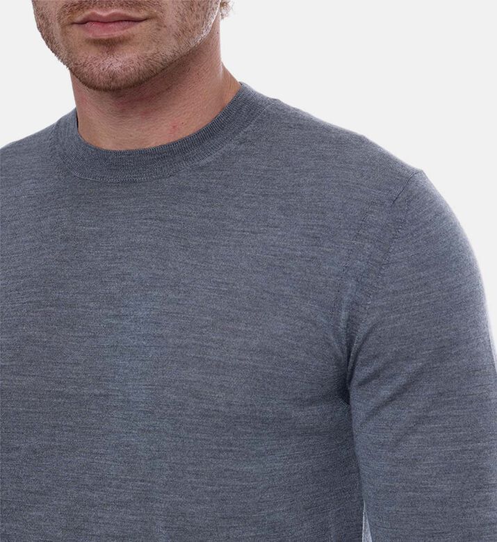 سترة ناعمة محبوكة بأساور مضلعة سترة ناعمة محبوكة بأساور مضلعة