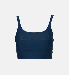 بلوزة بدون أكمام بقصة عادية