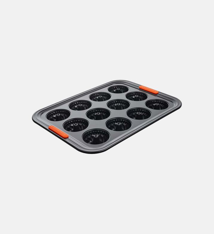 Le Creuset 12 Mini Bundt Tray, Packshot View
