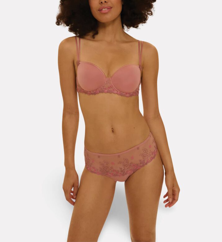 Simone Perele Shorty, Model View