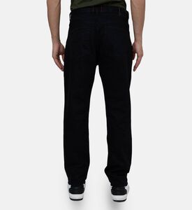 بنطال جينز واسع الساقين