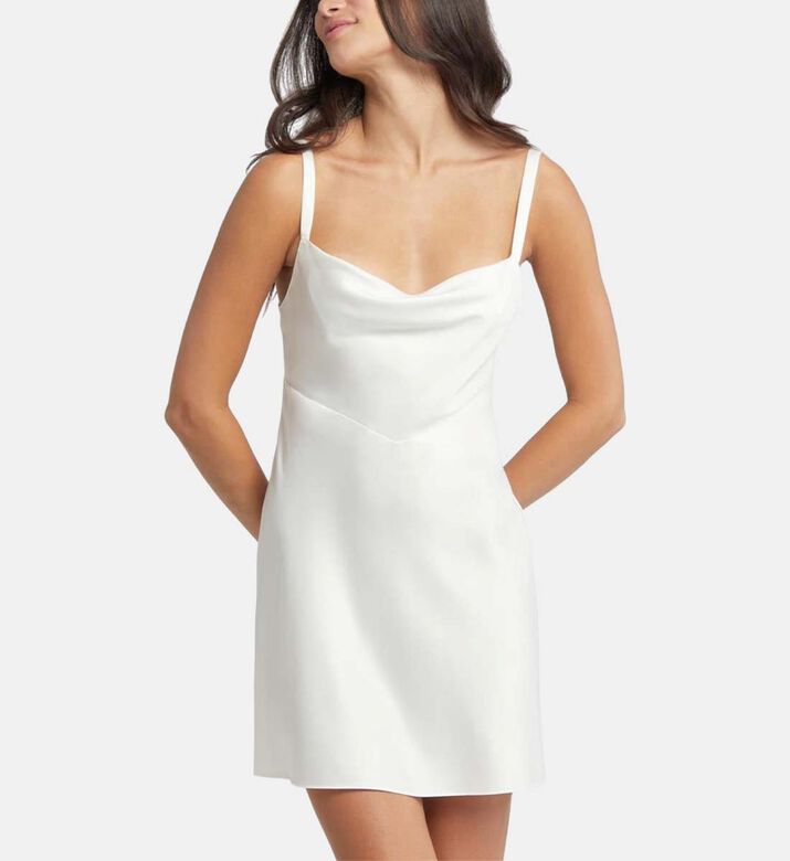 Three-quarter Feather Trim Cover-up