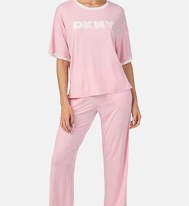 طقم بيجامة قصير الأكمام بقصة عادية