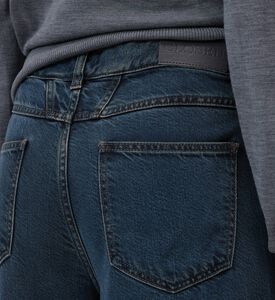 Closed Jeans Glow Up, Model View