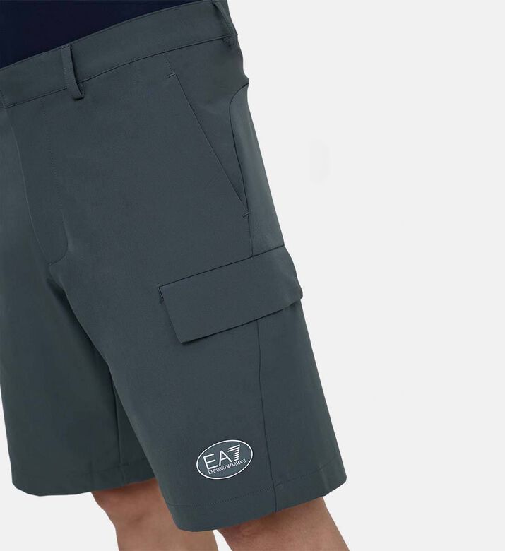 شورت كارجو متعدد الجيوب