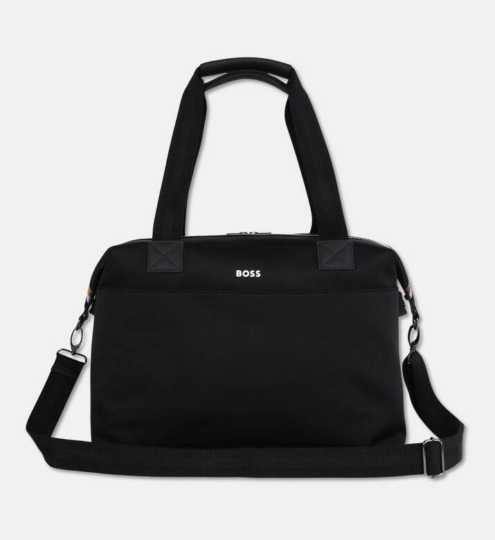 Boss Bag Changing, Packshot View