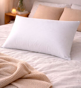 Home Deco and More Cotton Sateen Jacquard Pillow 760-gr, Packshot View