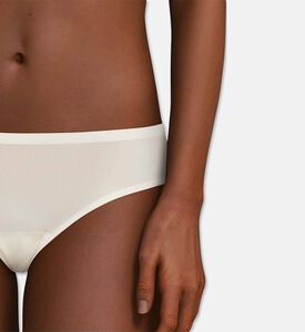 Chantelle Brief Soft, Ivory, Model View