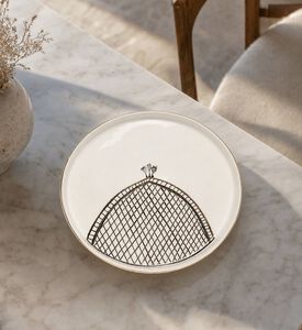 Noorena Koufiyah Serving Tray, Model View