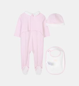 طقم هدايا لحديثي الولادة بطبعة شعار