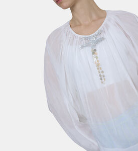 قميص مطرز بأكمام منفوخة