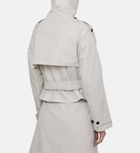 جاكيت بسحّاب بتفاصيل خطوط