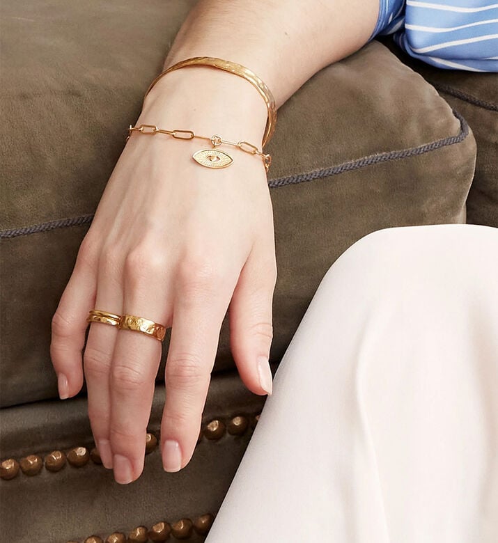 Ottoman Hands Dela Textured Band Ring, Packshot View Ottoman Hands Dela Textured Band Ring, Packshot View