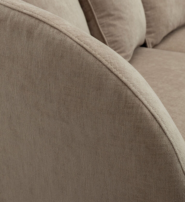Vilmers Pebble 3-seater Rounded Arm Sofa, Packshot View