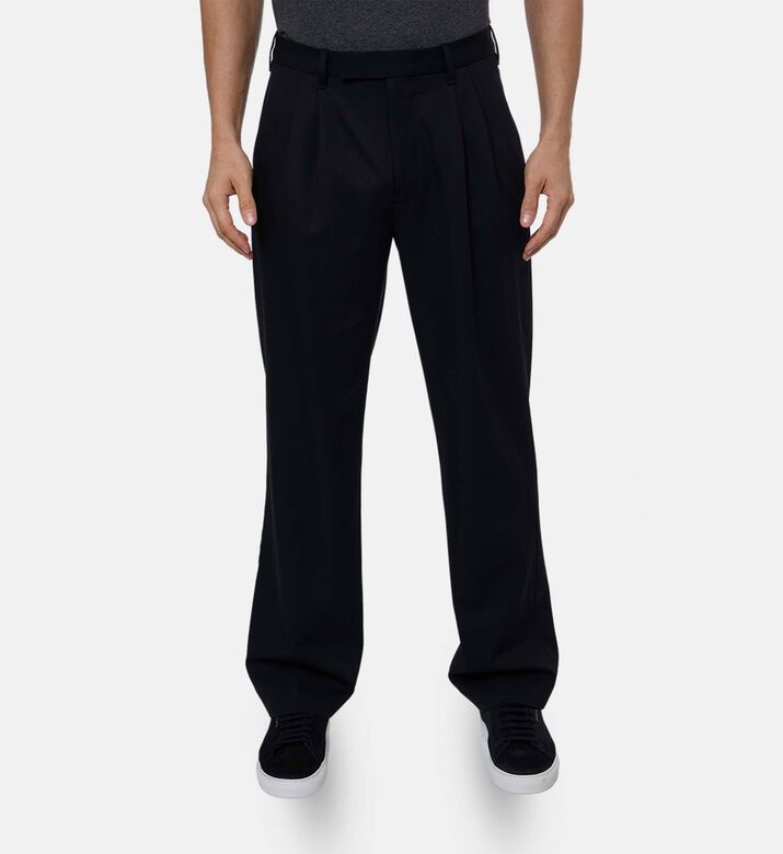 Vince Classic Pleats Detail Regular-fit Pants, Model View